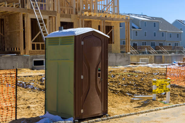 Best Portable toilet rental cost  in Petersburg, IL